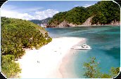 Vista de la playa en Isla Tortuga, en el Pacífico de Costa Rica